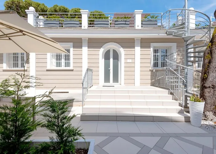 Lido Luxury Villas